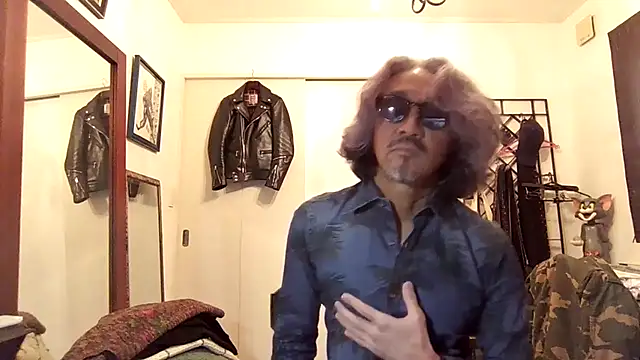 Snapshot of MtaS1 chatting on 02/20/26, 06:19 MtaS1 online show from 02/20/26, 06:19