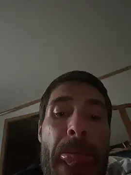 Snapshot of tommattsonn chatting on 06/28/26, 11:44 tommattsonn online show from 06/28/26, 11:44