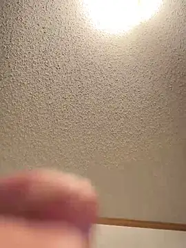 Snapshot of tommattsonn chatting on 03/27/26, 12:30 tommattsonn online show from 03/27/26, 12:30