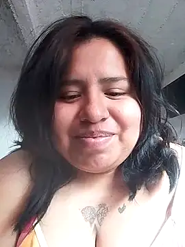 Snapshot of Adavaz chatting on 05/07/26, 11:19 Adavaz online show from 05/07/26, 11:19