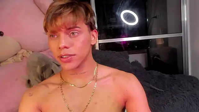 Visael Xavier online show from 02/02/26, 06:34