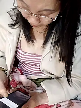 Snapshot of miko_nyan2006 chatting on 02/06/26, 01:07 miko nyan2006 online show from 02/06/26, 01:07