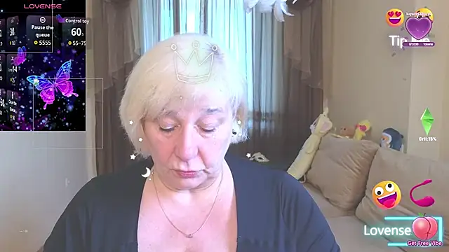 Snapshot of Emma_Eclipsee chatting on 05/04/26, 05:11 Emma Eclipsee online show from 05/04/26, 05:11