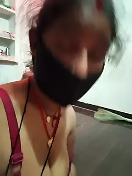 Snapshot of Vinita_cuty chatting on 02/21/26, 01:35 Vinita cuty online show from 02/21/26, 01:35