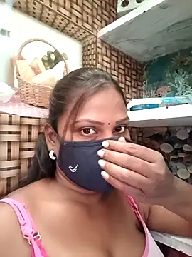 Tamil Hot Nisha online show from 02/17/26, 06:11