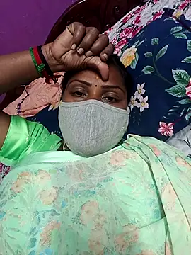 Tamil Hot Nisha online show from 03/15/26, 05:31