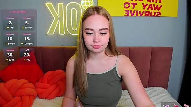 BellaAiry online show from 05/17/26, 01:49
