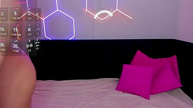 BellaAiry online show from 05/24/26, 01:27