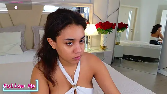 Luna Cortier online show from 03/27/26, 05:27