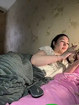 Snapshot of Naughtgirl_2026 chatting on 02/14/26, 02:17 Naughtgirl 2026 online show from 02/14/26, 02:17