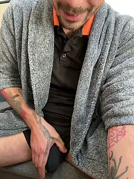Piratee666 online show from 04/24/26, 06:48