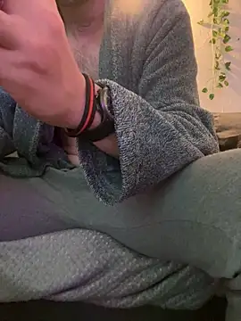 Snapshot of Piratee666 chatting on 02/02/26, 11:59 Piratee666 online show from 02/02/26, 11:59