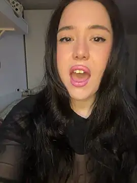 Snapshot of Venustrapp chatting on 02/23/26, 07:53 Venustrapp online show from 02/23/26, 07:53