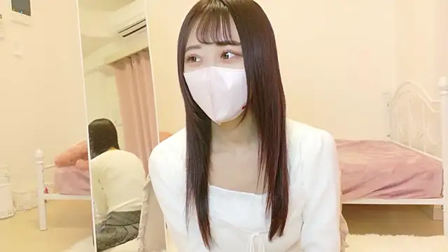 Snapshot of rinochan_v chatting on 02/05/26, 12:01 rinochan v online show from 02/05/26, 12:01