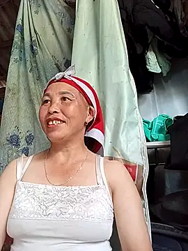 lena-cute online show from 03/23/26, 05:51