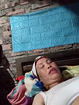 lena-cute online show from 03/21/26, 11:52