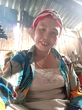 lena-cute online show from 03/18/26, 12:47