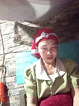 Snapshot of lena-cute chatting on 02/15/26, 10:30 lena-cute online show from 02/15/26, 10:30