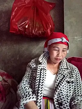 Snapshot of lena-cute chatting on 02/23/26, 10:27 lena-cute online show from 02/23/26, 10:27