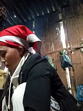 lena-cute online show from 03/24/26, 11:27