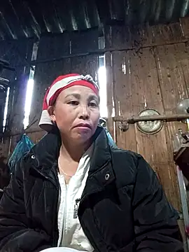 Snapshot of lena-cute chatting on 02/21/26, 12:12 lena-cute online show from 02/21/26, 12:12