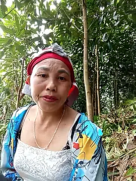 Snapshot of lena-cute chatting on 02/03/26, 08:08 lena-cute online show from 02/03/26, 08:08