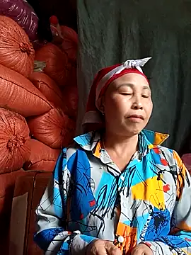 Snapshot of lena-cute chatting on 02/25/26, 06:57 lena-cute online show from 02/25/26, 06:57