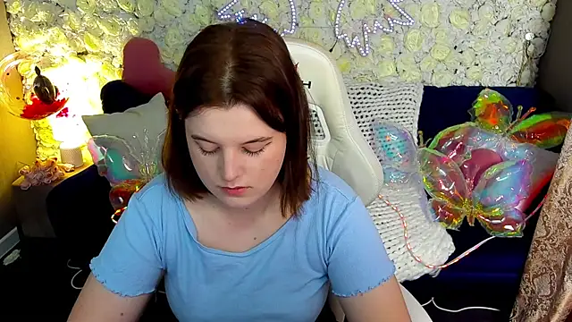 KristiFoxy online show from 04/01/26, 05:42