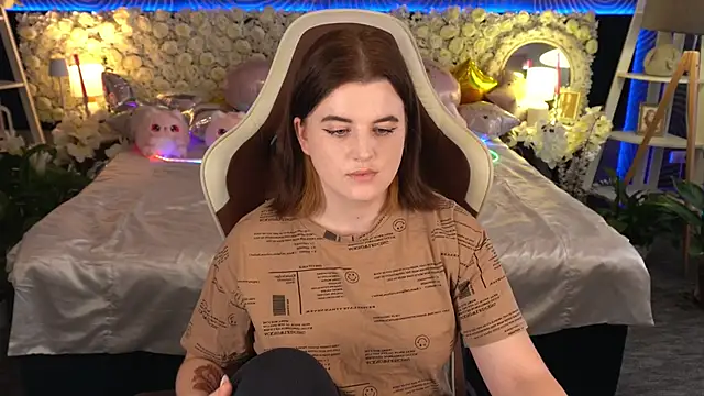 KristiFoxy online show from 05/24/26, 12:38