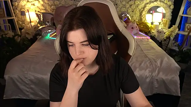 KristiFoxy online show from 06/03/26, 12:28