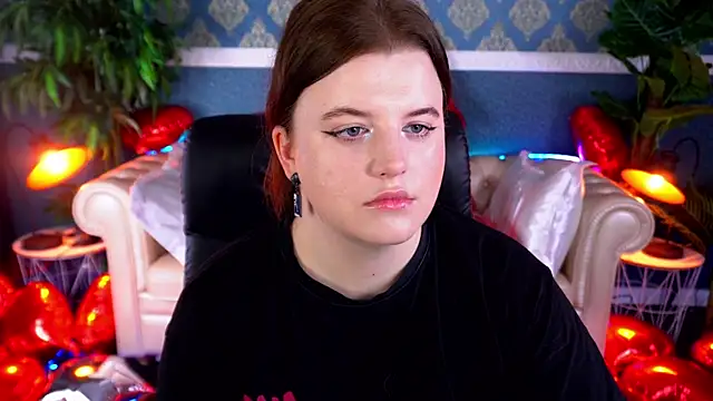 KristiFoxy online show from 02/15/26, 05:19