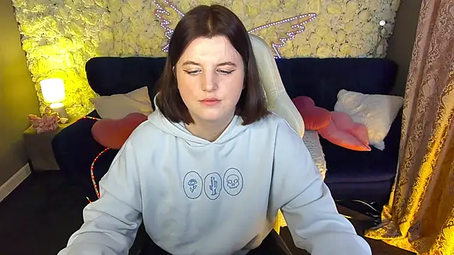 KristiFoxy online show from 03/17/26, 06:16