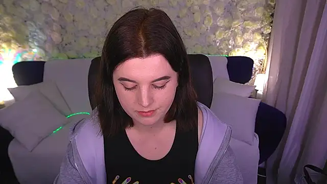 KristiFoxy online show from 05/29/26, 06:47