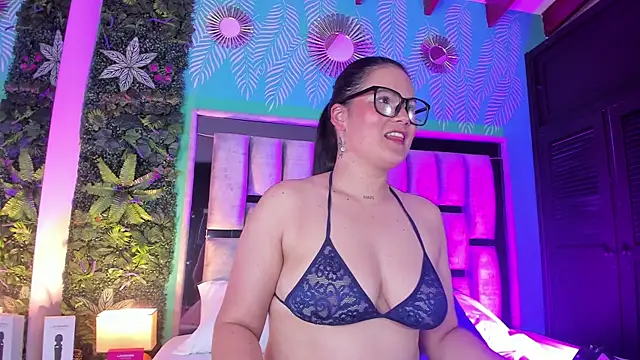 Mari cooper1 online show from 04/14/26, 09:42