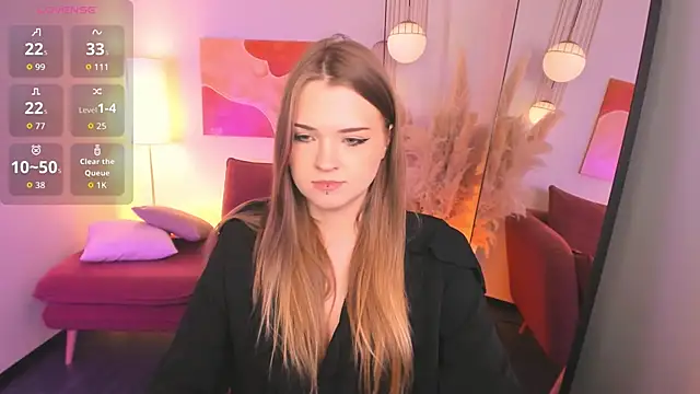 Snapshot of StarryLia chatting on 04/03/26, 08:15 StarryLia online show from 04/03/26, 08:15