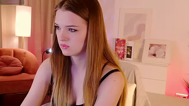 Snapshot of StarryLia chatting on 03/04/26, 01:52 StarryLia online show from 03/04/26, 01:52