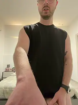 Snapshot of ItalianAlex chatting on 02/10/26, 04:39 ItalianAlex online show from 02/10/26, 04:39