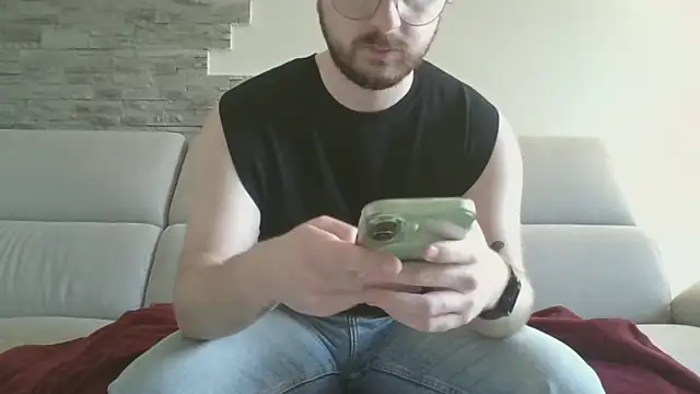 Snapshot of ItalianAlex chatting on 02/27/26, 04:07 ItalianAlex online show from 02/27/26, 04:07