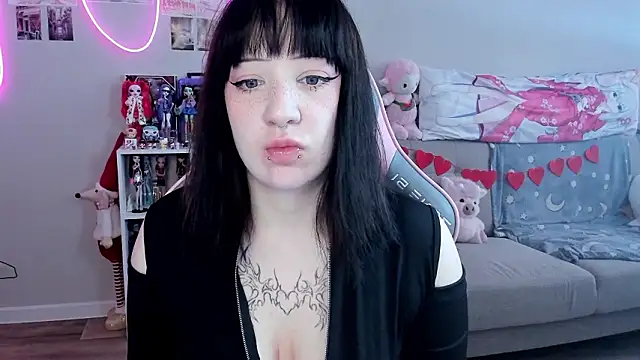 MollysLand online show from 03/08/26, 08:17