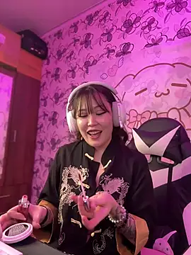 YukiiTYAN online show from 03/18/26, 01:46