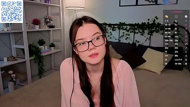 MirthaZien online show from 04/10/26, 01:12