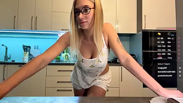 SoftnessMila online show from 03/11/26, 03:39