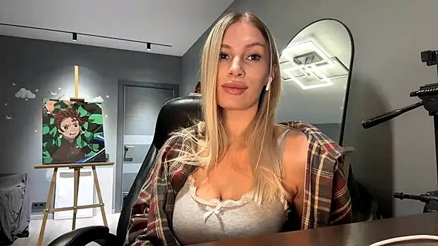 SoftnessMila online show from 02/02/26, 03:11