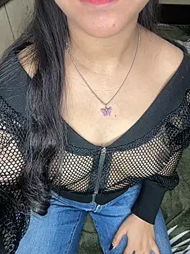 nauty girl shalu online show from 02/22/26, 04:48