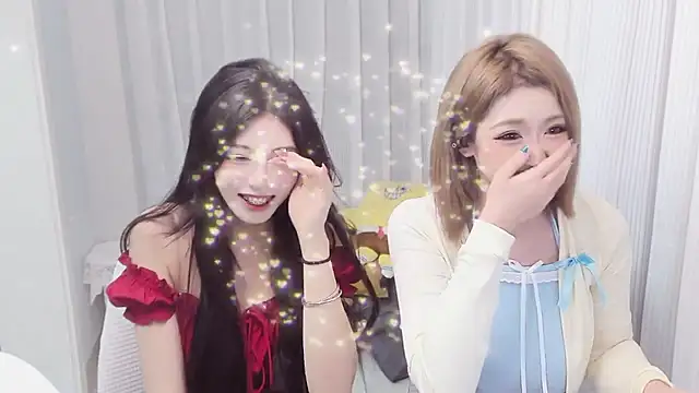 hotgirl0111 online show from 05/28/26, 01:17