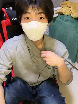 Snapshot of Mura109905 chatting on 02/24/26, 12:39 Mura109905 online show from 02/24/26, 12:39