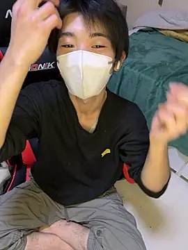 Snapshot of Mura109905 chatting on 03/03/26, 12:56 Mura109905 online show from 03/03/26, 12:56