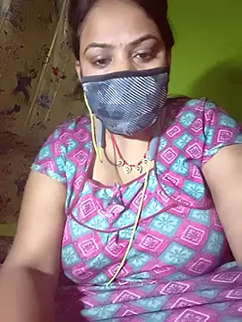 06Rozi online show from 03/23/26, 10:04