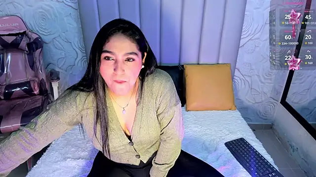 Lya dubois  online show from 03/10/26, 09:19