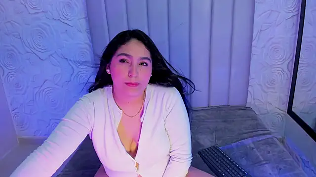 Lya dubois  online show from 04/19/26, 01:23